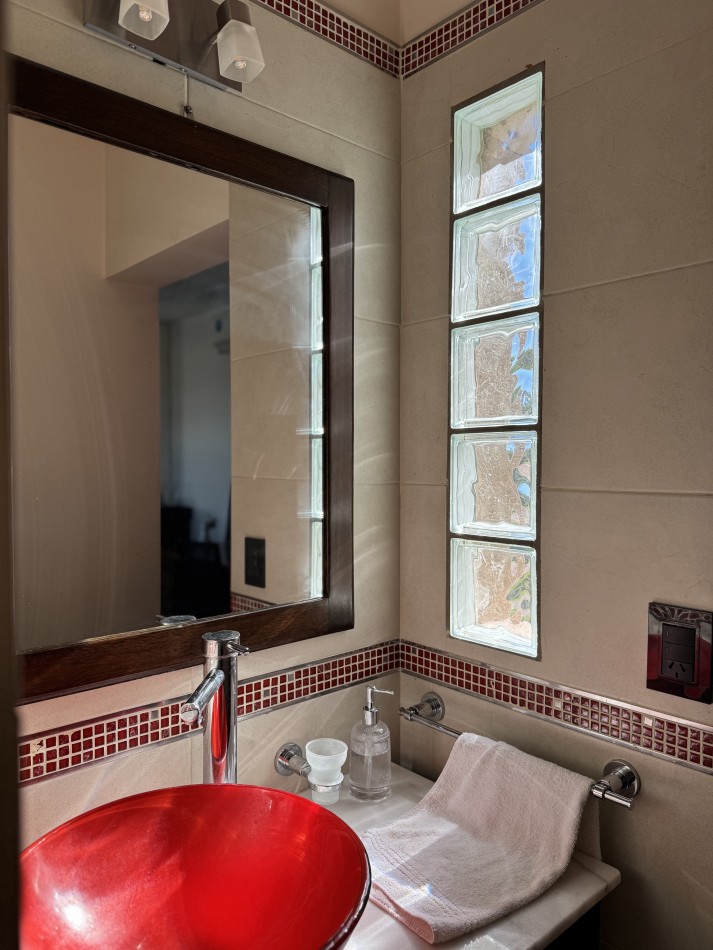 CASA EN VILLA NATURALEZA CON IMEJORABLE VISTA