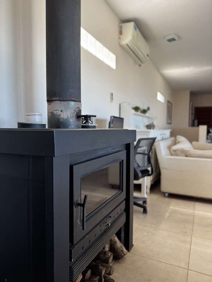 CASA EN VILLA NATURALEZA CON IMEJORABLE VISTA