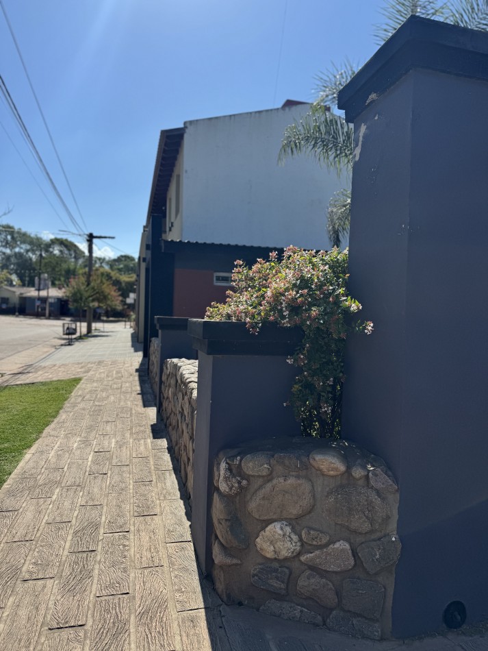 PROPIEDAD EN VILLA DEL DIQUE