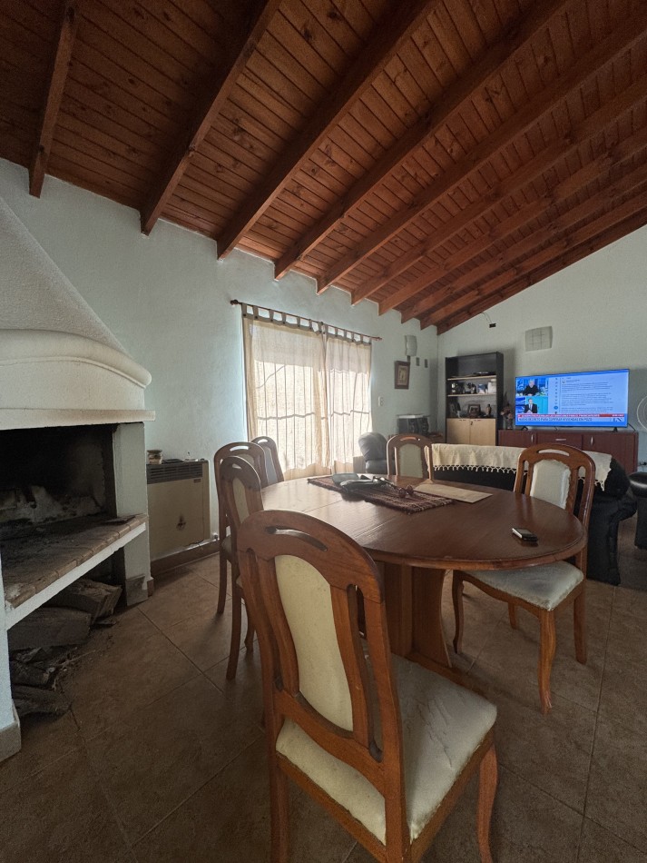 CASA EN VILLA RUMIPAL