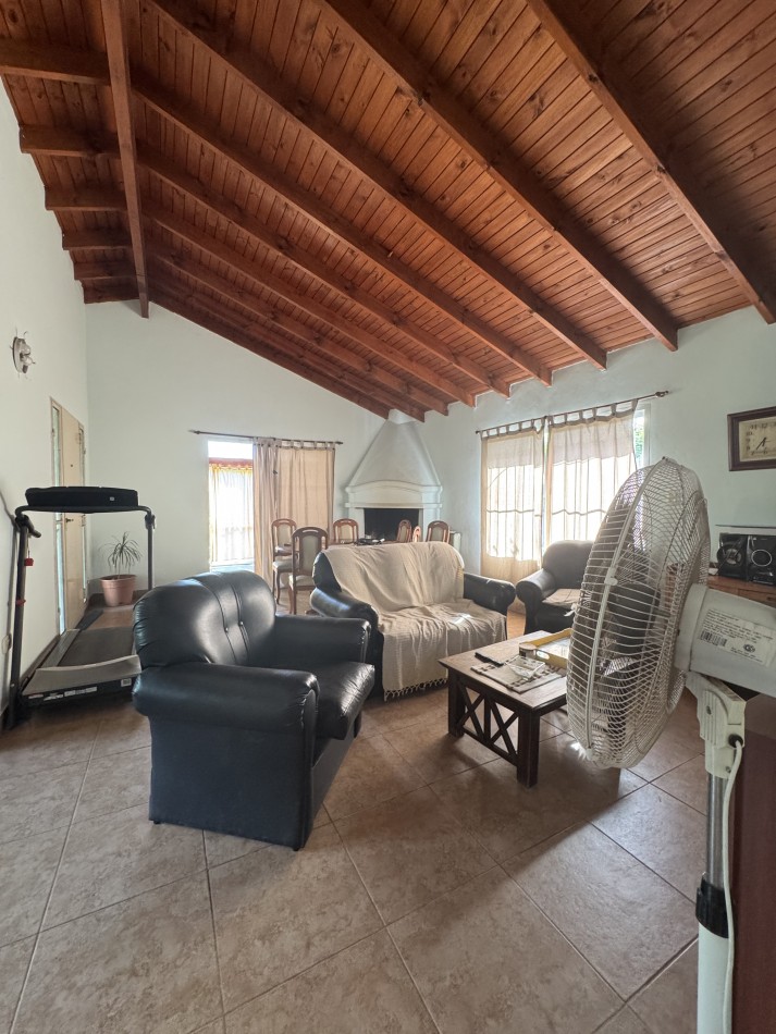 CASA EN VILLA RUMIPAL