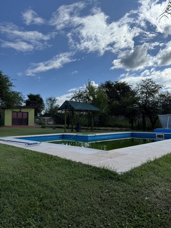 CASA DE GRAN LOTE EN VILLA DEL DIQUE! 