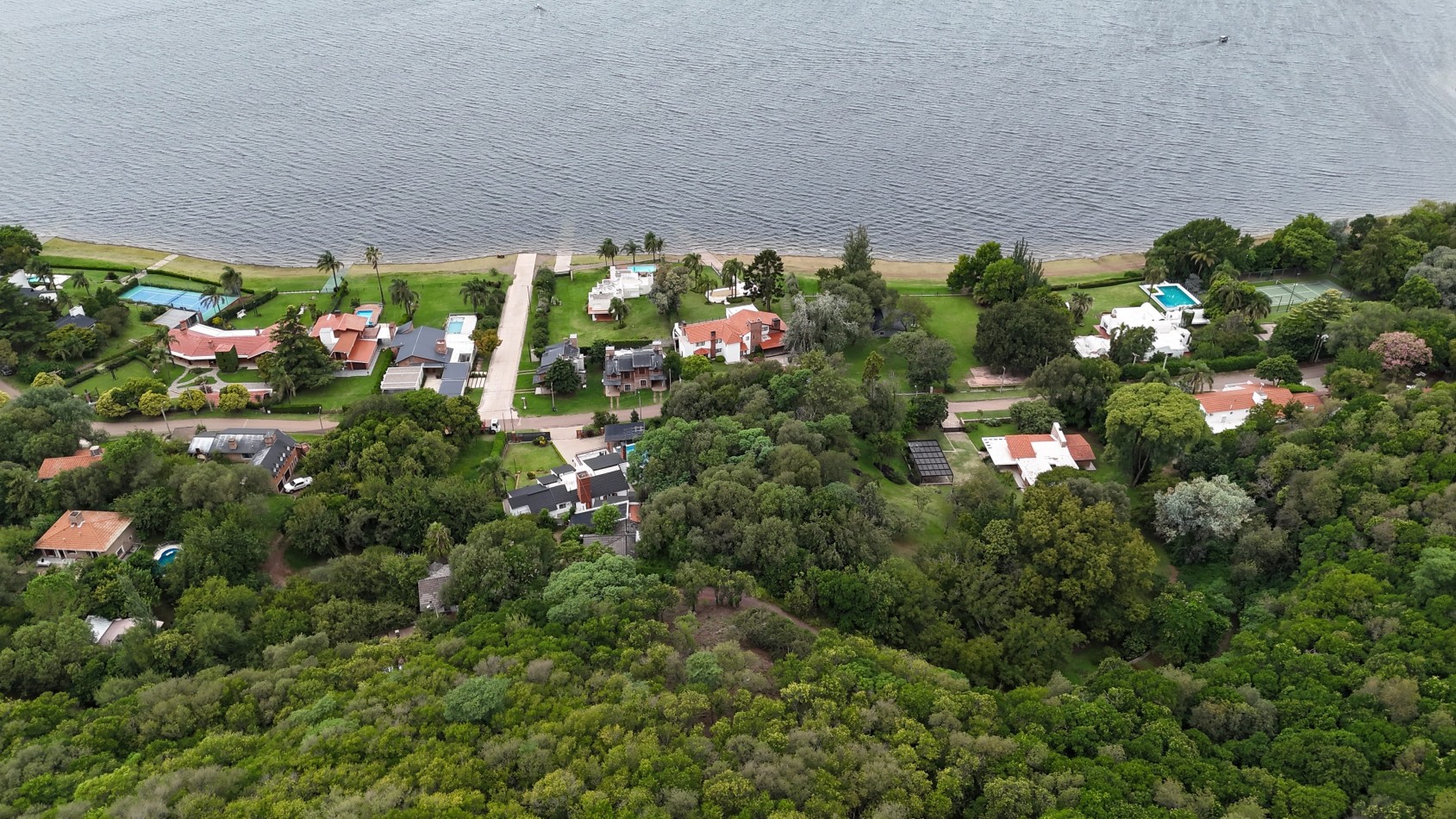 Terreno con Ubicacion Inmejorable!