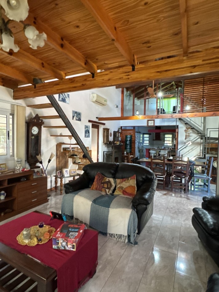 PROPIEDAD ESPECTACULAR! / VILLA DEL DIQUE!