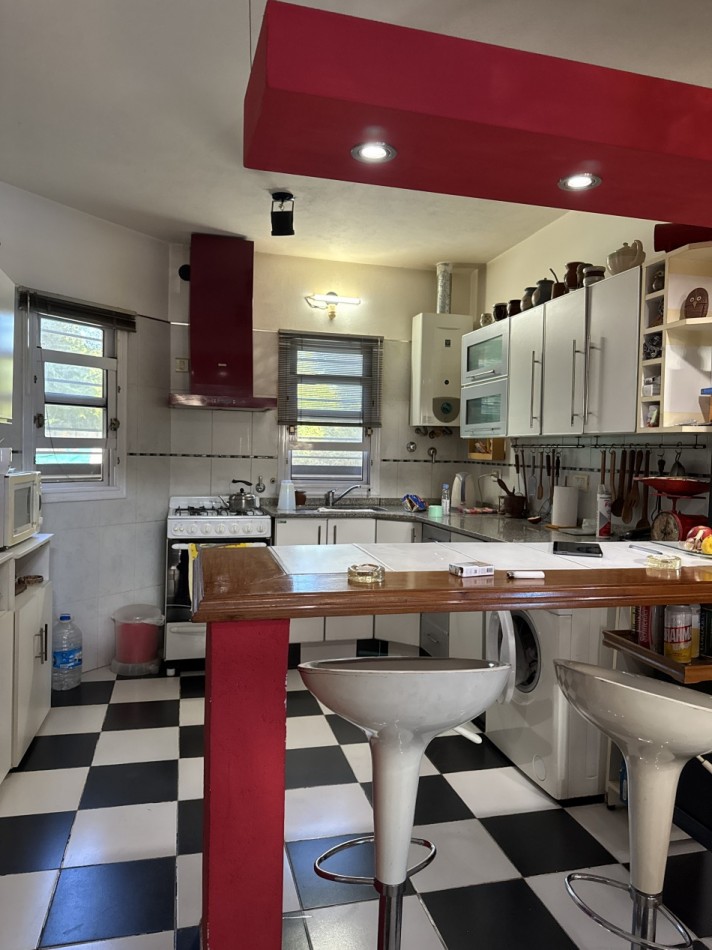 PROPIEDAD ESPECTACULAR! / VILLA DEL DIQUE!