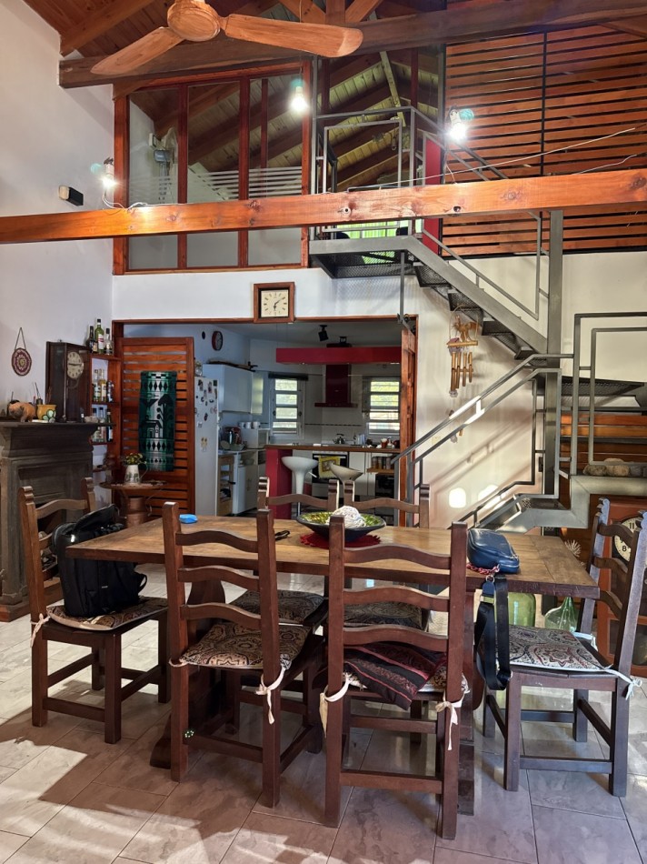 PROPIEDAD ESPECTACULAR! / VILLA DEL DIQUE!