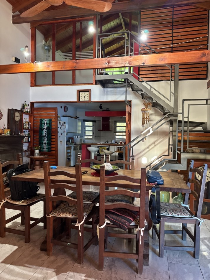 PROPIEDAD ESPECTACULAR! / VILLA DEL DIQUE!