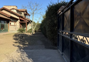 CASA EN VILLA RUMIPAL